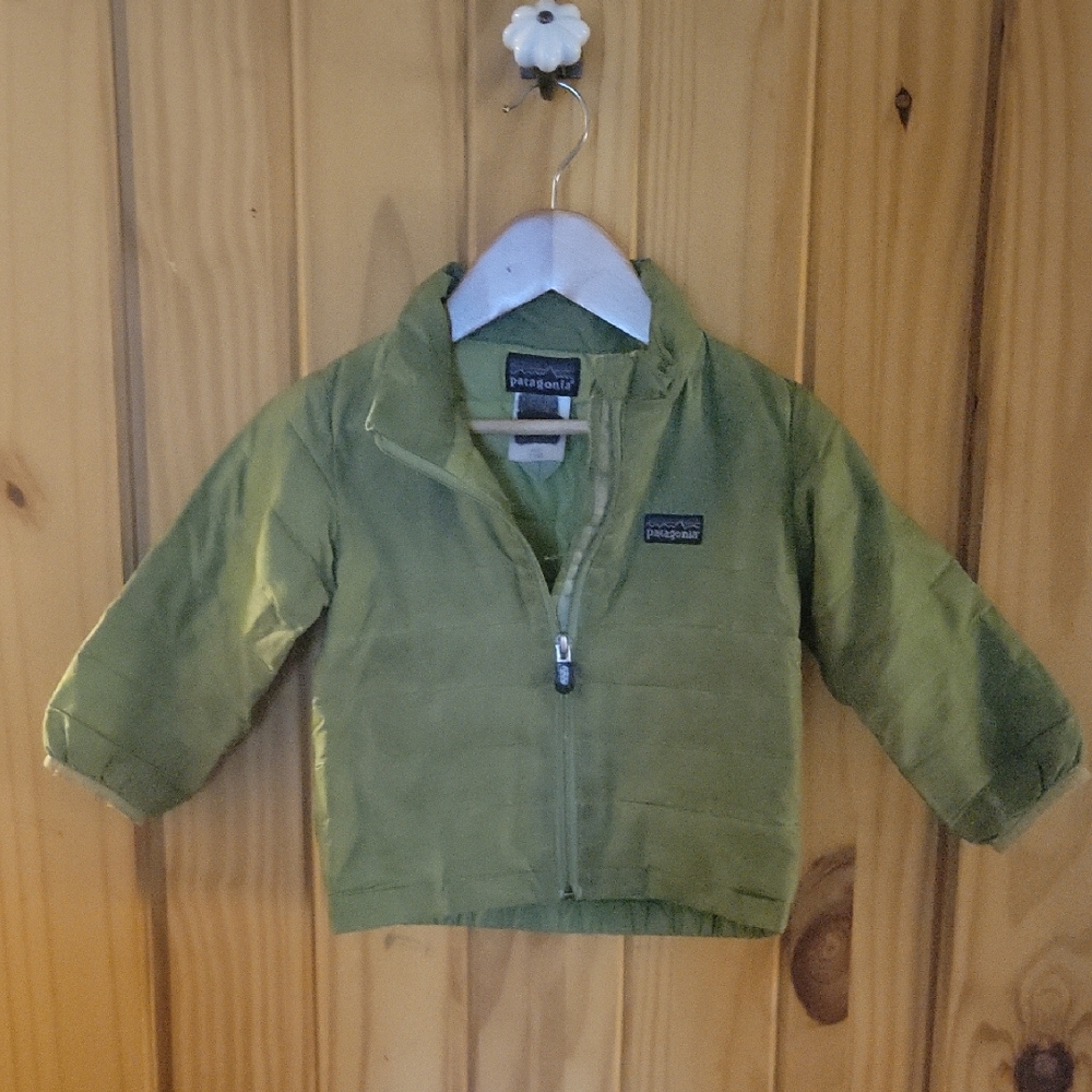 Patagonia Puffer Coat in FAIR Condition, Size 12 Months